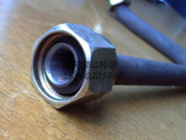 康明斯空压机进水管 204898