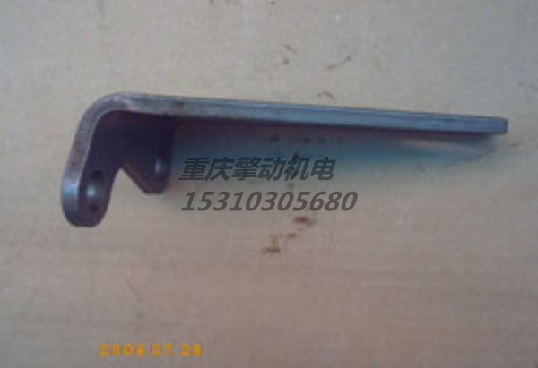 康明斯机油冷却器支架 210966