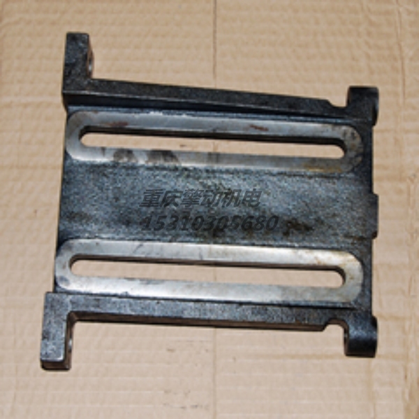 康明斯风扇支架 210235