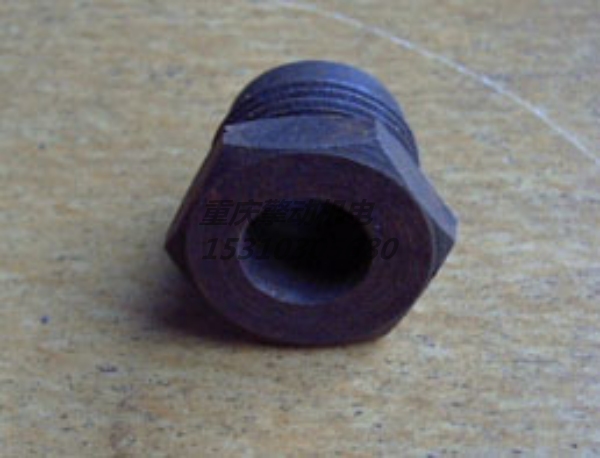 康明斯油管接头 3031404