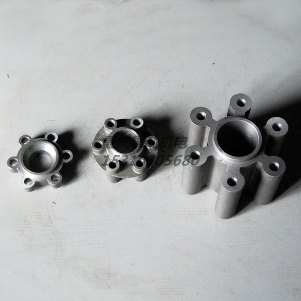 康明斯风扇隔套 3035776