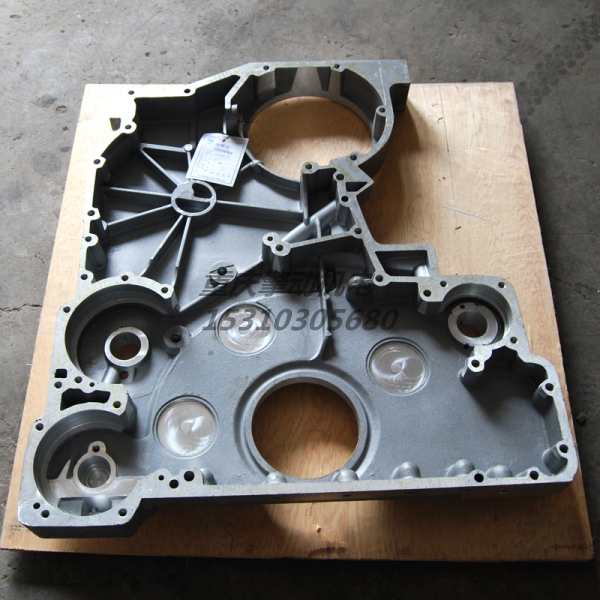 康明斯齿轮室盖 4913870