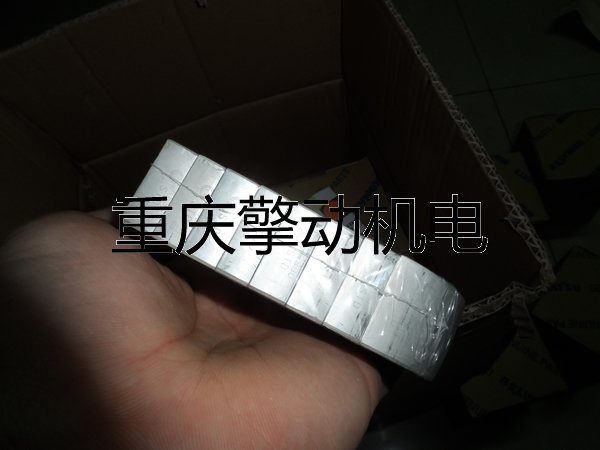 康明斯B3.3连杆瓦