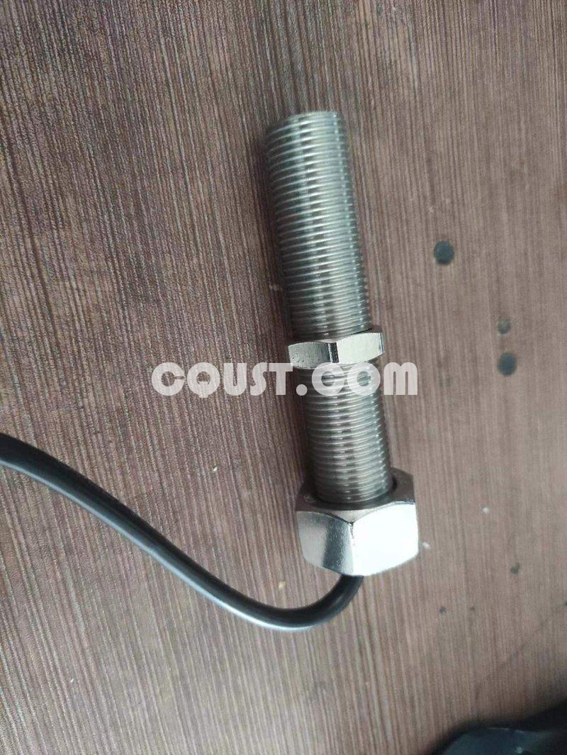 康明斯引擎6CTA8.3 进口款转速传感器 电磁传感器型号3917846 副厂